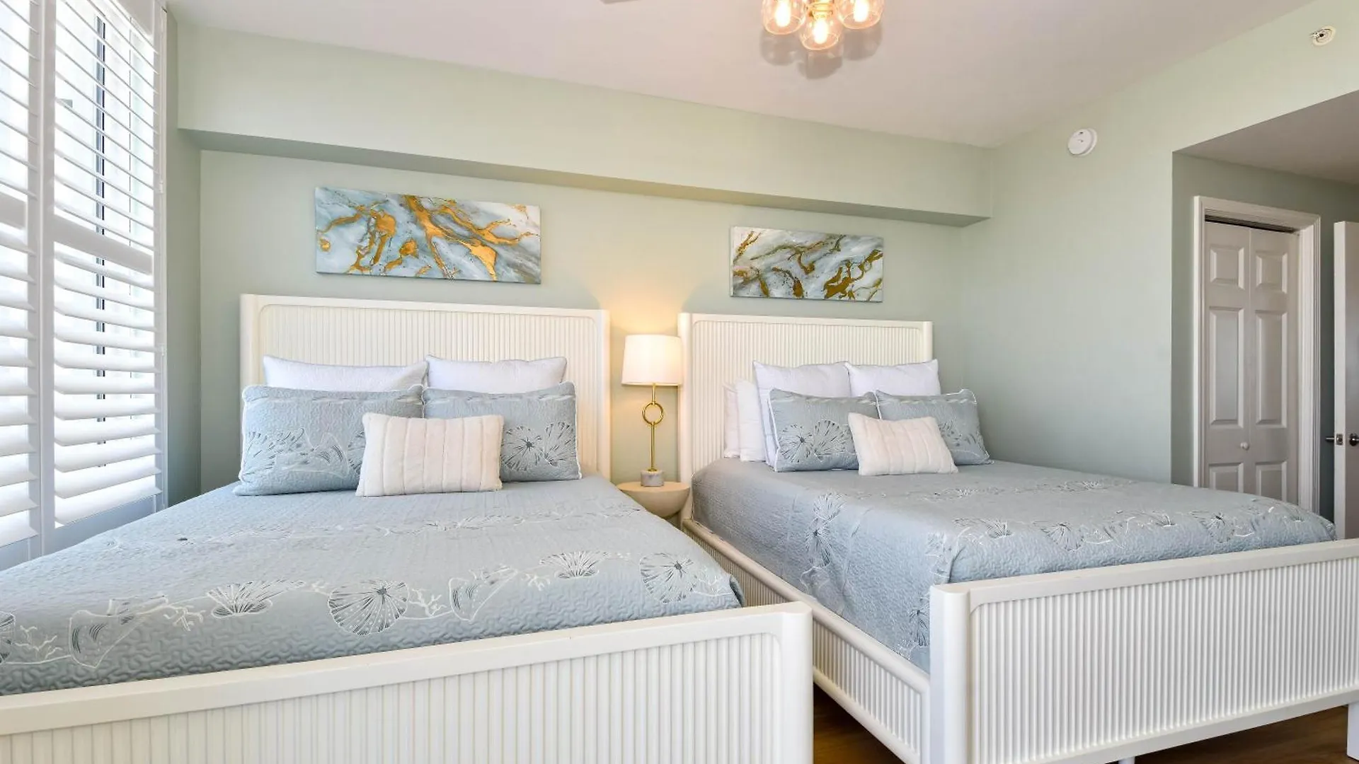 Silver Beach Towers W1606 Destin